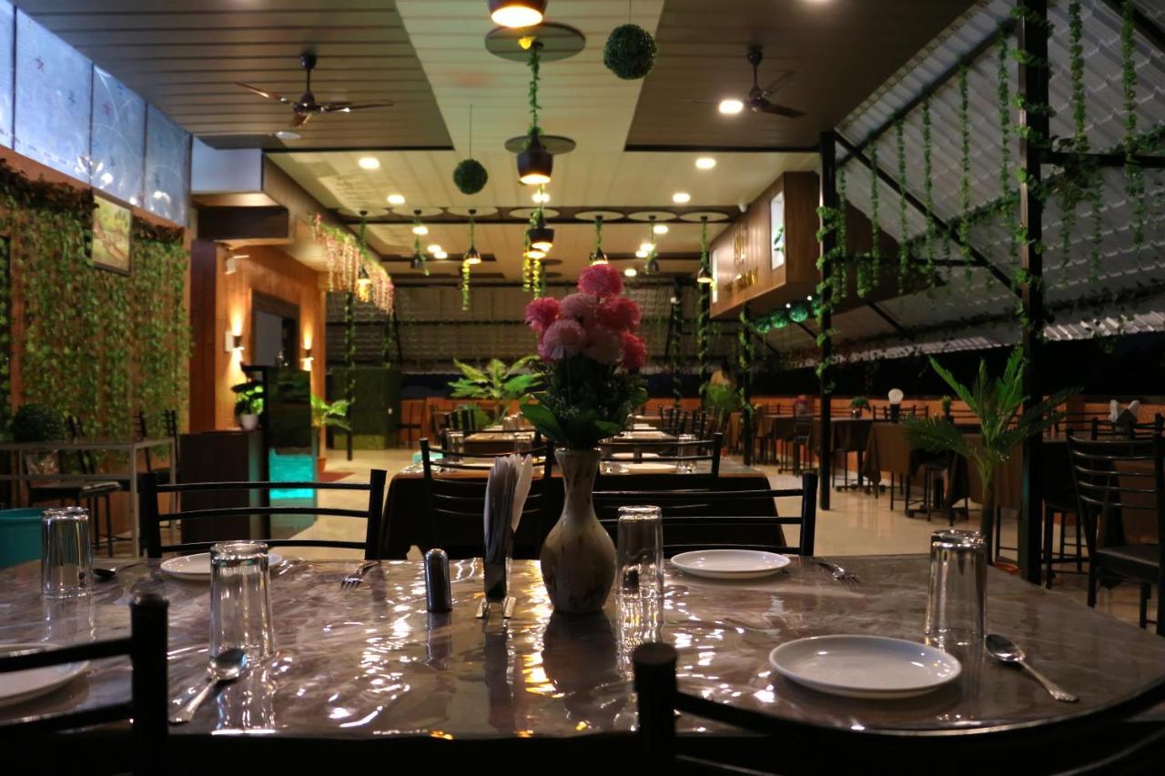 Hotel Shree Palace And Restaurant Ratlām 外观 照片
