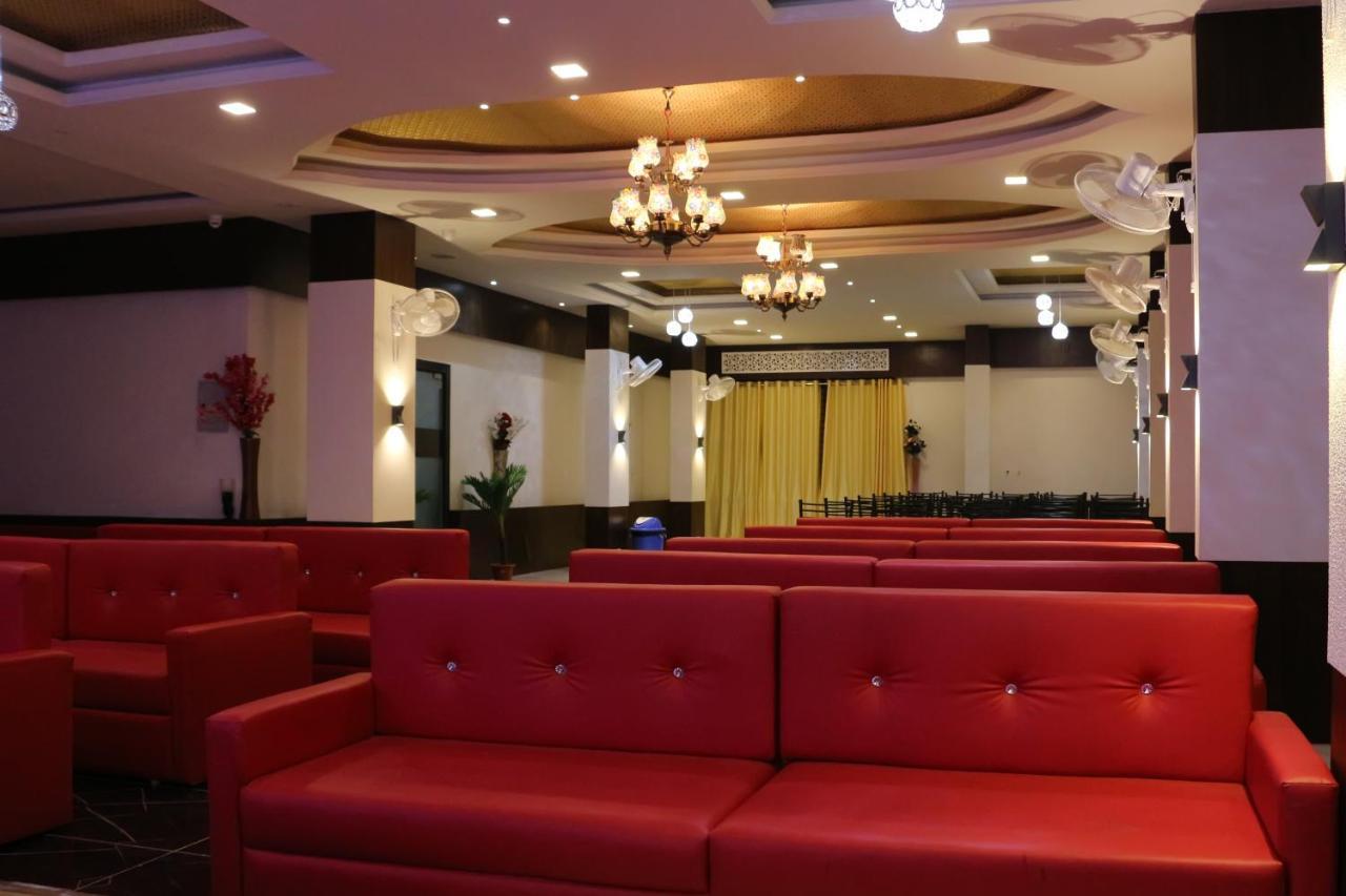 Hotel Shree Palace And Restaurant Ratlām 外观 照片